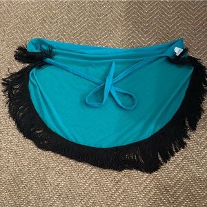 TIGER FRIDAY: Latina Mesh Fringe Wrap - Macaw